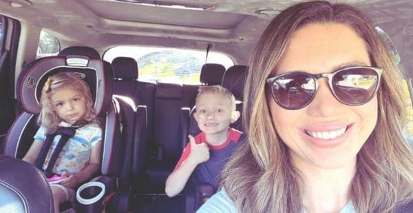 Caption: By Following A Few Simple Steps, Carpooling Might Actually Be The Best Part Of Your Day. Photo: Allison Bell For A Girls Guide To Cars
