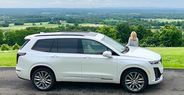 Cadillac Xt6 3 Row Suv