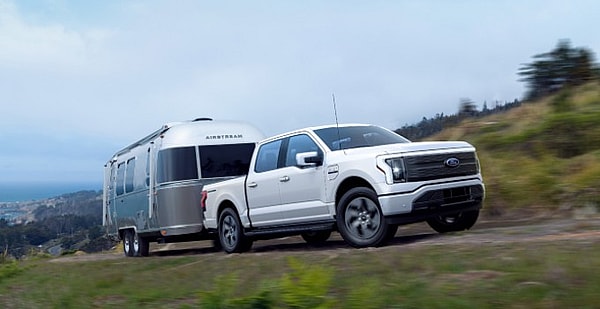 A Girls Guide To Cars | Meet The Future Of Hauling: The All-Electric Ford F-150 Lightning - 17 16X9 2