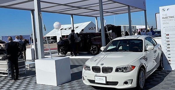 A Girls Guide To Cars | Why You Need To Go To Electrify Expo (When It Comes To Your Town): To Shop For An Electric Car - Electrify Expo Featured Image