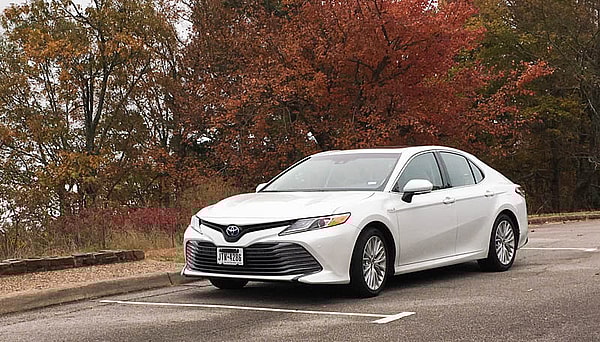 2018 Toyota Camry Hybrid On The Talemina Drive