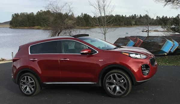 Hello, Cutie: First look at the 2017 Kia Sportage 1 A Girls Guide To Cars | Hello, Cutie: First Look At The 2017 Kia Sportage - Sbckiasportage