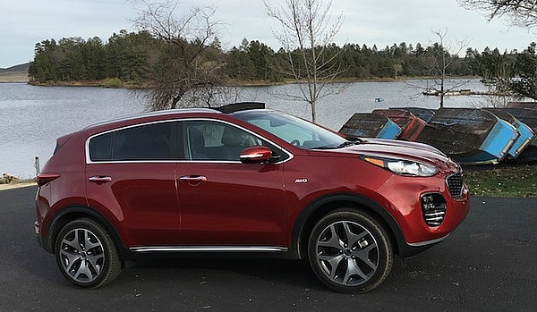 A Girls Guide To Cars | Hello, Cutie: First Look At The 2017 Kia Sportage - Sbckiasportage