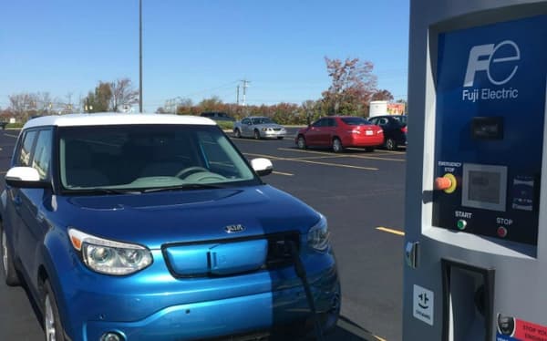 6 Things You Need to Know About Electric Vehicles 1 A Girls Guide To Cars | 6 Things You Need To Know About Electric Vehicles - Sbcevkiachargefeature