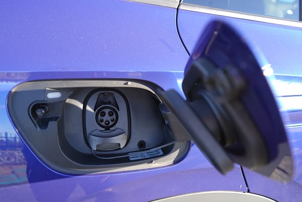 Vw id4 new arrivals charging port