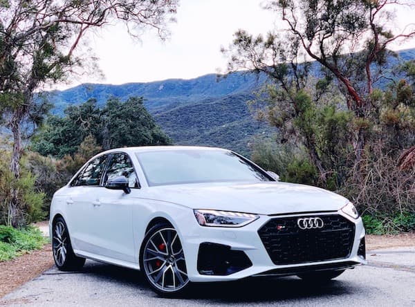 Feature 2020 Audi S4 Image