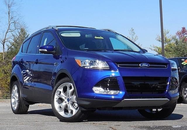 A Girls Guide To Cars | Escape From New York: An Urban Suv In The Country - Escape