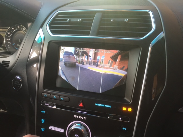A Girls Guide to Cars | Quick Look: The 2016 Ford Explorer, Ready For Adventure - rear
