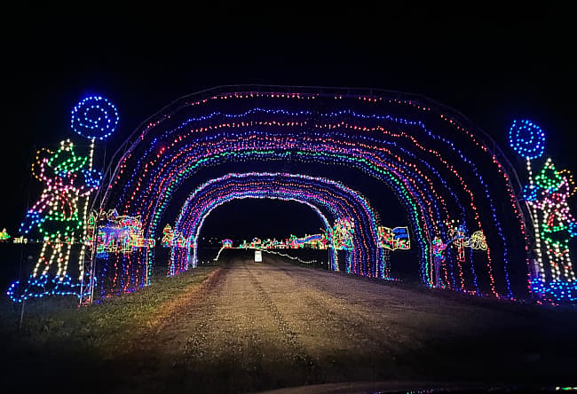 Drive-Thru Holiday Lights On A Girls Guide To Cars
