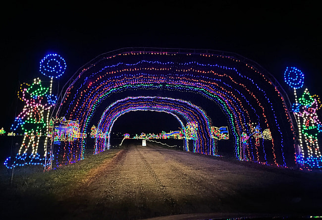 Drive-Thru Holiday Lights On A Girls Guide To Cars