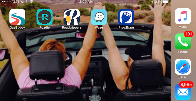 A Girls Guide To Cars | 5 Travel Apps That Should Ride Shotgun On Your Phone - Road Trip App Featured Image