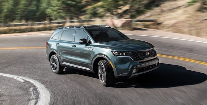 A Girls Guide to Cars | For 2021, the Kia Sorento 3-Row SUV Gives You the Choice of Electric, Hybrid Or Turbo Driving - 2021 Kia Sorento 1
