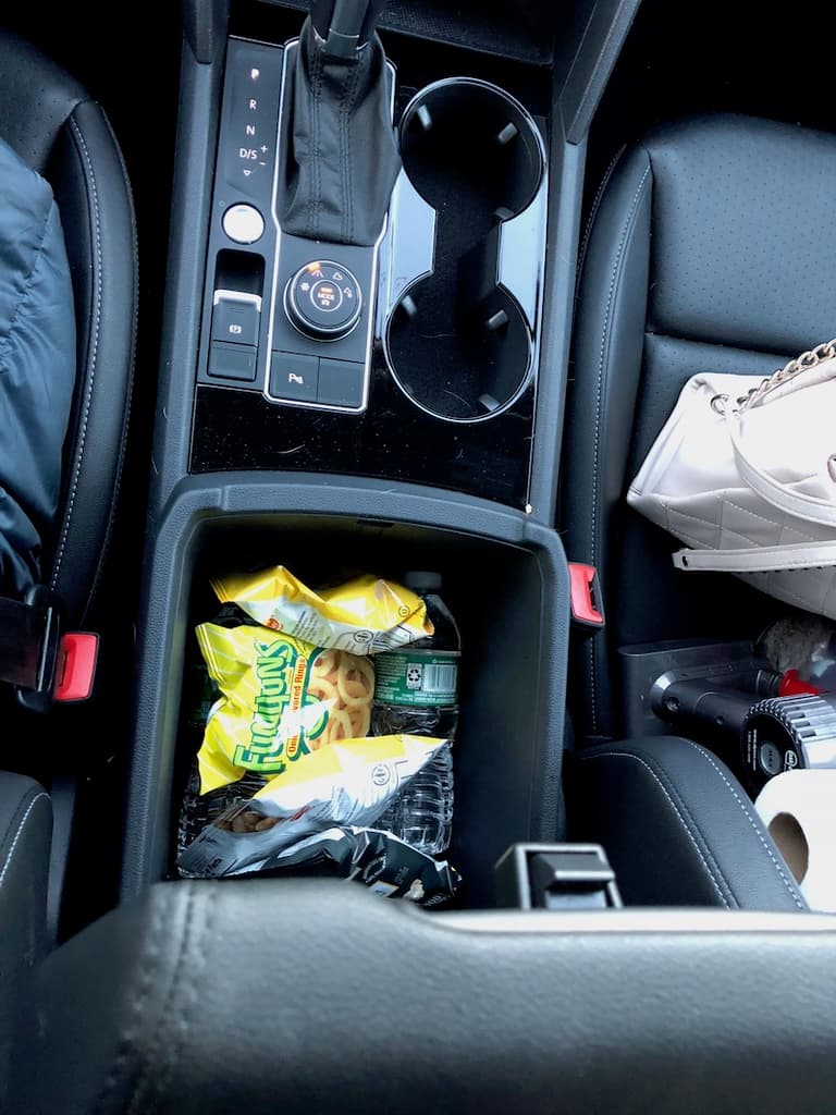Assemble Your Own Emergency Kit With These 100 Household Items 8 Food In The Center Console