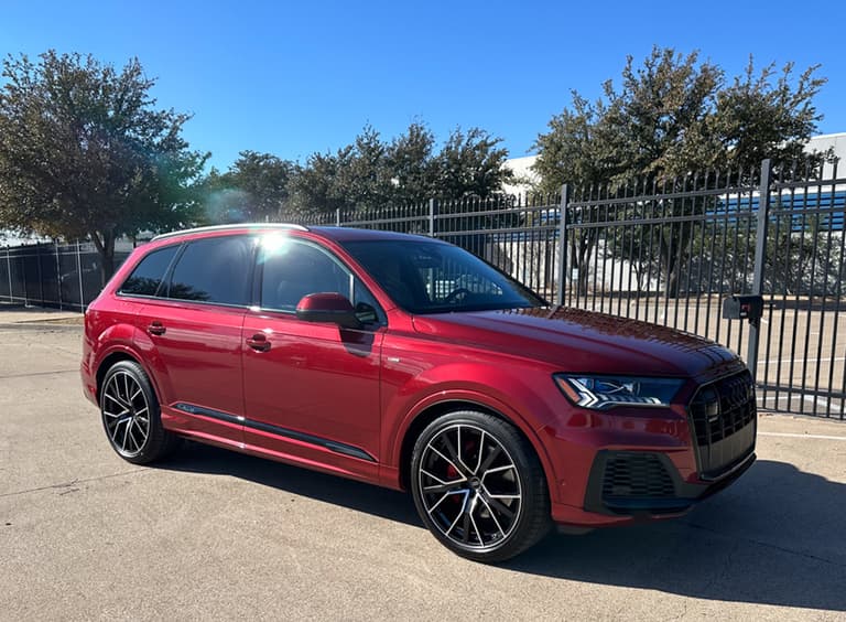 The Side View Of The 2024 Audi Q7 Quattro A Mother'S Day Favorite 