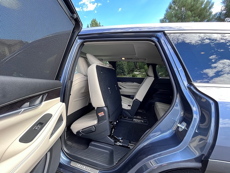 Second Row Seat Slides And Tilts Forward For 3Rd Row Access In The 2022 Infiniti Qx60