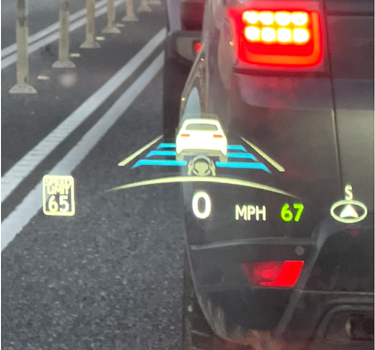 The Head Up Display Is So Vibrant