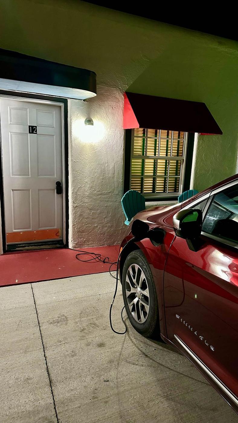 The 2025 Chrysler Pacifica Phev Charging 