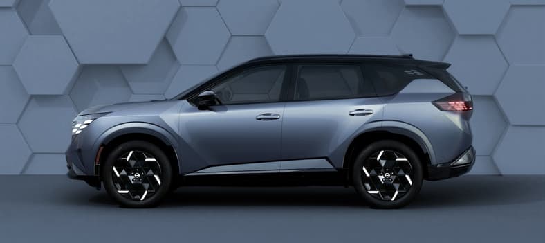 A Side View Of The The Redesigned 2027 Nisan Rogue Hybrid  E-Power 
