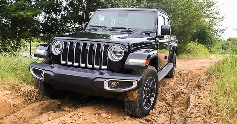 Jeep Gladiator: Yes, This Is the 2020 Jeep Truck 2 A Girls Guide To Cars | Jeep Gladiator: Yes, This Is The 2020 Jeep Truck - 2020 Jeep Gladiator Review 2