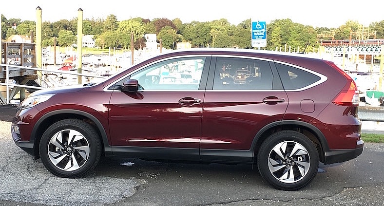 Used 2016 Honda CR-V Touring Review: Can It Make Everyone Happy? 2 2016 Honda Cr-V