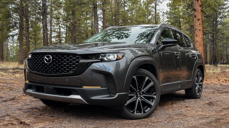 The Front End Of The Mazda Cx-50 2.5 Turbo Premium Plus
