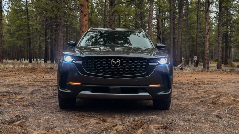 The Very Front Of The 2025 Mazda Cx-50 2.5 Turbo Premium Plus