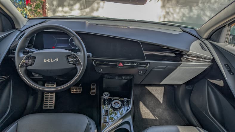 The Interior Of The 2025 Kia Niro Ev Wave