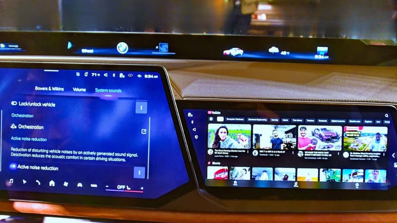 The 2027 BMW 7 Series Adds Neue Klasse Design, But Is It a Peek Into the Next X7 SUV? 6 The Front Screens In The Bmw 7 Series Neue Klasse