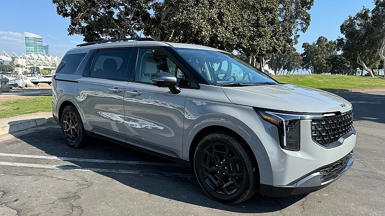 The 2025 Kia Carnival Has A More Suv Like Look