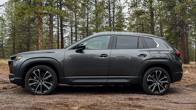 The Side Profile Of The 2025 Mazda Cx-50 2.5 Turbo Premium Plus
