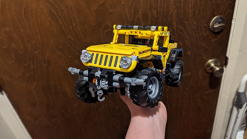 The Jeep Wrangler Rubicon Technic Lego Set