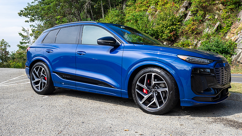 The Side Profile Of The 2025 Audi Sq6 E-Tron