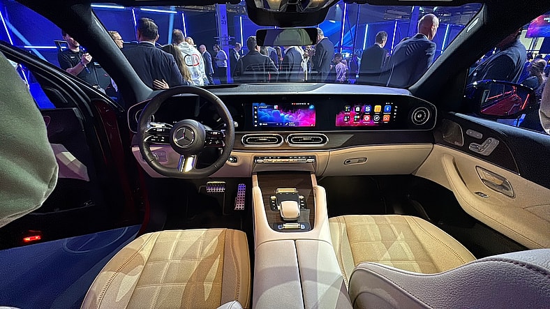 The Front Cabin In The 2027 Mercedes-Benz Gle