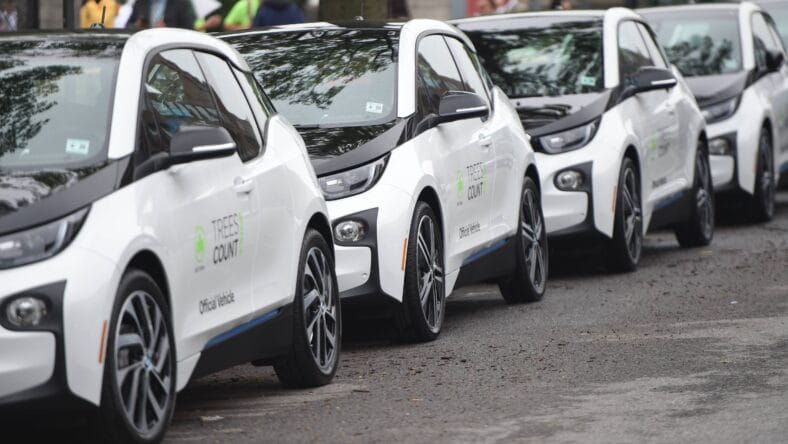 A Girls Guide To Cars | How Nyc Parks Are Going Greener With Bmw I3 - Bmw I3 Treescount High Res