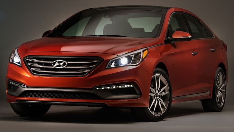 2015 Hyundai Sonata Sport: Pick Up and Go 2 2015 Hyundai Sonata Sport 2.0T