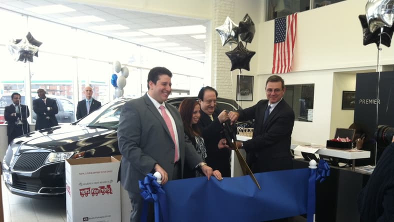 Premier Ford Lincoln