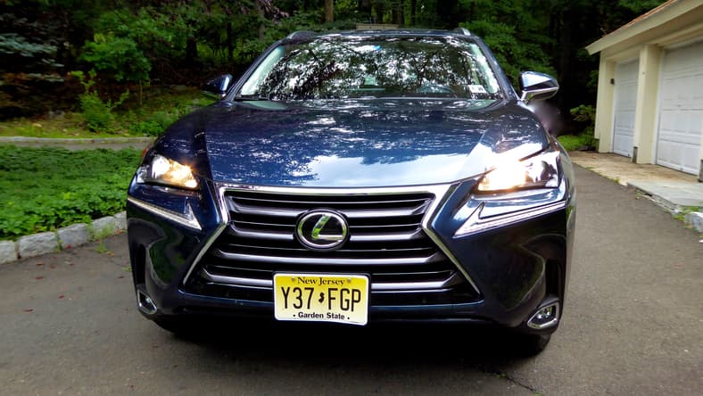 Lexus Nx200T