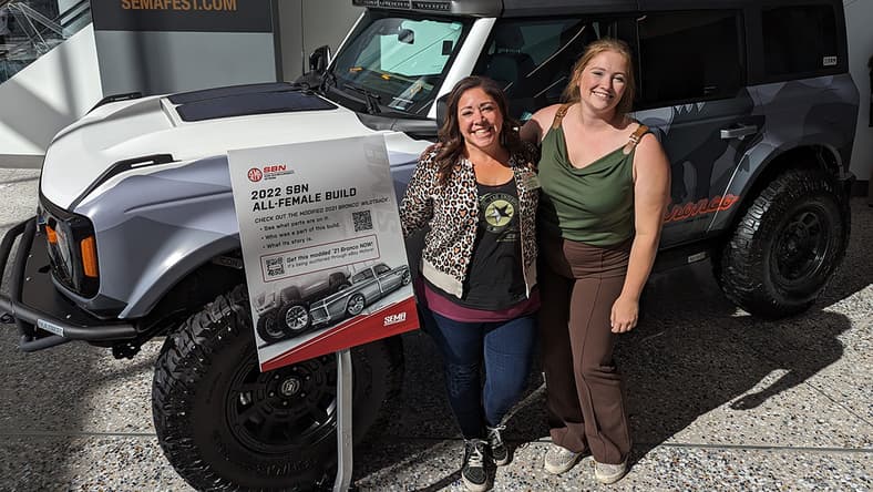Annika Carter With Sara Morgan And The Female Build Bronco At The 2023 Sema Show