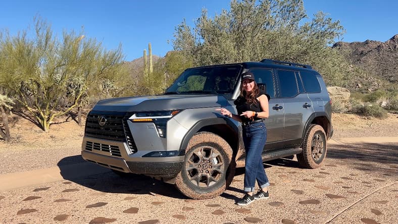 Lexus Gx 550.