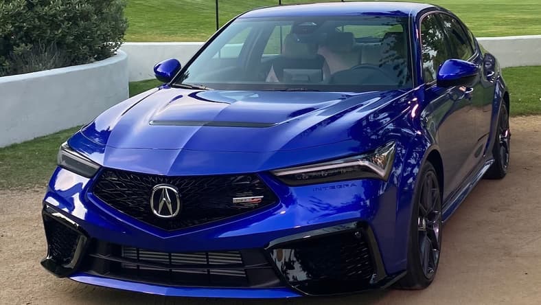 A Girls Guide To Cars | Oh, Yes, You Can Afford A Luxury Car: Best Luxury Cars Under $40,000 - The Acura Integra Type S