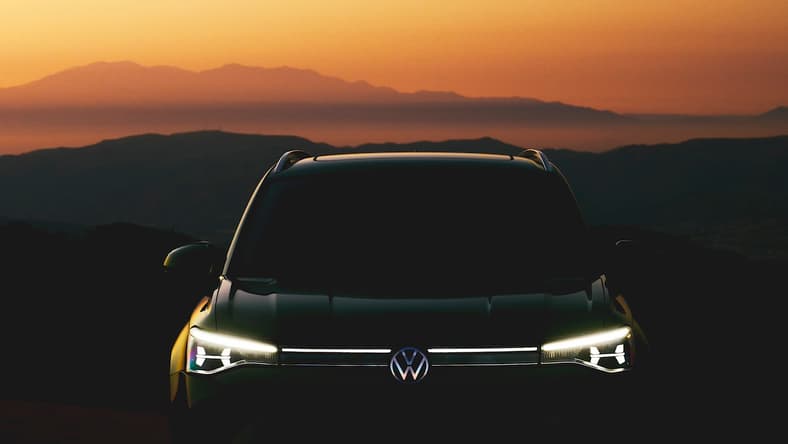 The Nighttime Signature Of The 2025 Vw Taos