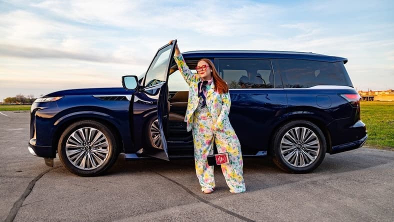 Mom Life Is Sporty And Elegant In The Infiniti Qx80