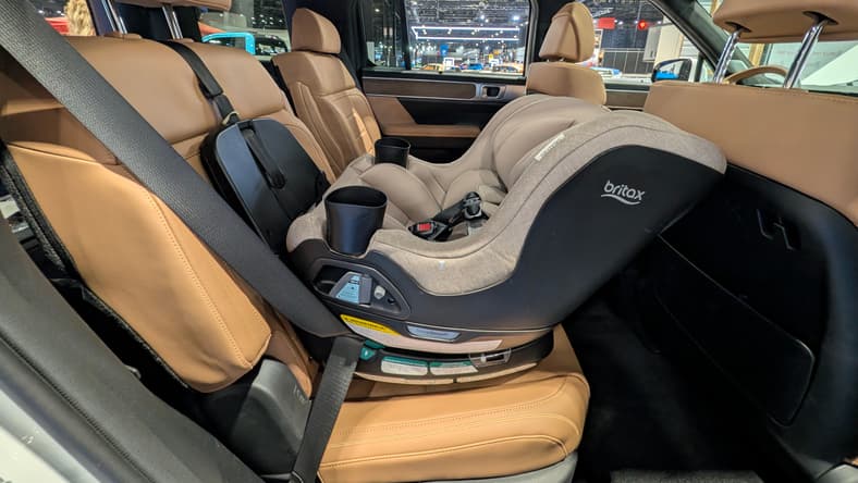 The Britax Galaxy360 Car Seat Installed In A Hyundai Santa Fe At The Chicago Auto Show