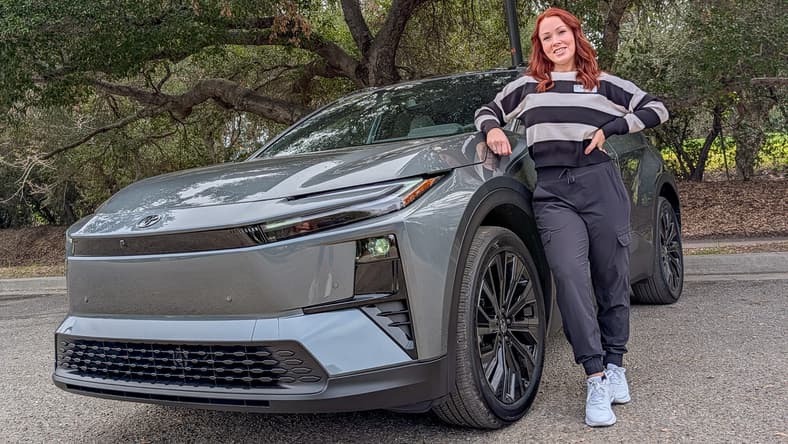 Shannon Standing With The 2026 Toyota C-Hr Xse