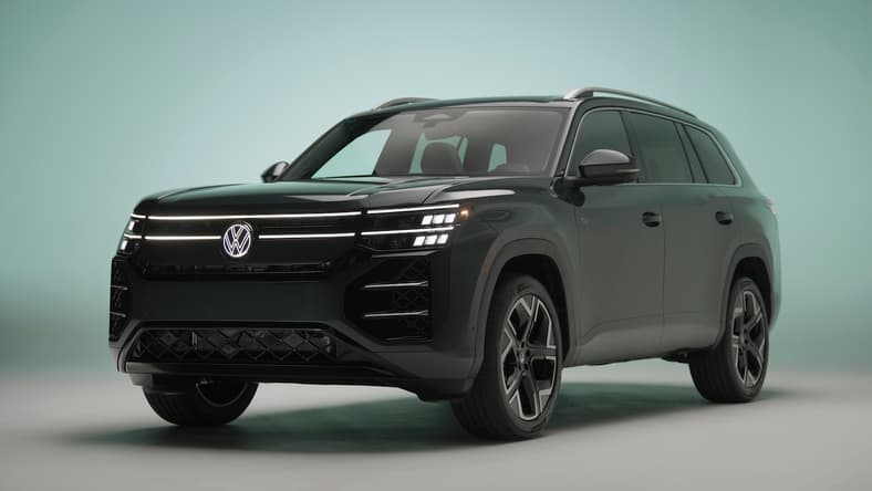 The 2027 Vw Atlas On Display