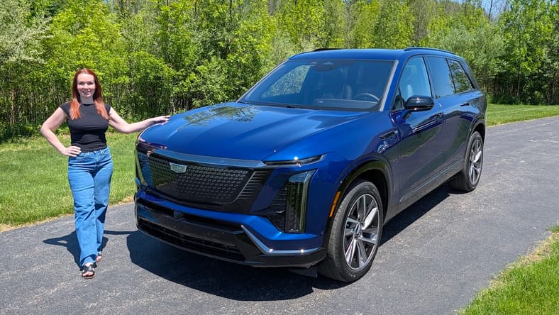 I Was So Close To Buying The Cadillac Vistiq Electric 3 Row Suv. But A Few Flaws Changed My Mind.