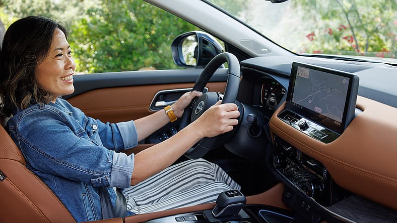 Front Seat 2024 Nissan Rogue