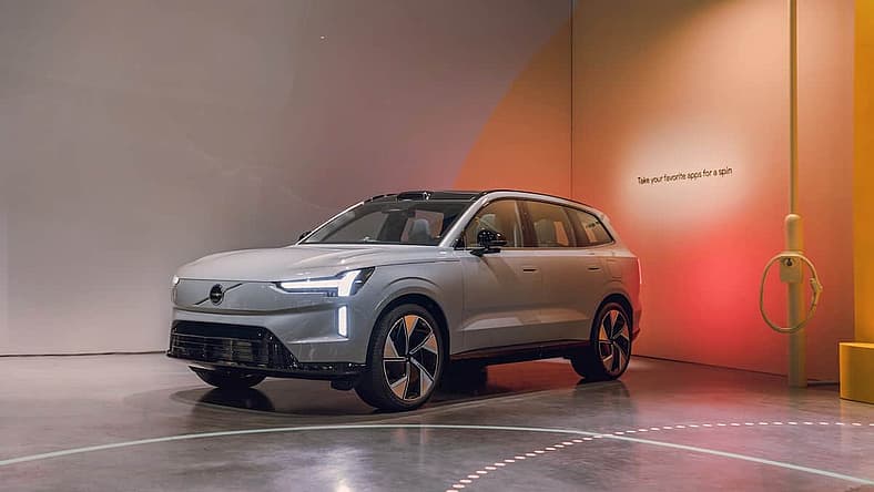 The 2025 Volvo Ex90