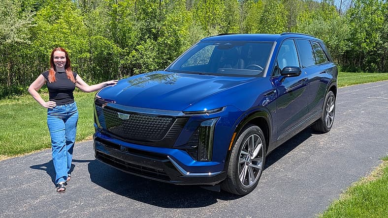 I Was So Close To Buying The Cadillac Vistiq Electric 3 Row Suv. But A Few Flaws Changed My Mind.