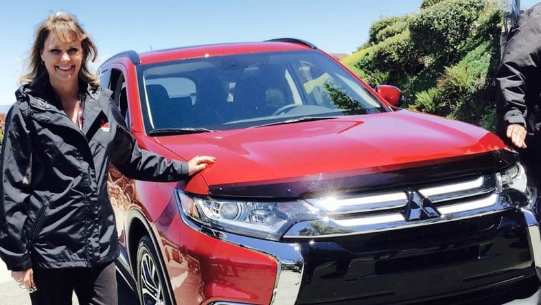 100 Ways That Mitsubishi Wants to Change Your Opinion 2 2016 Outlander Advertising